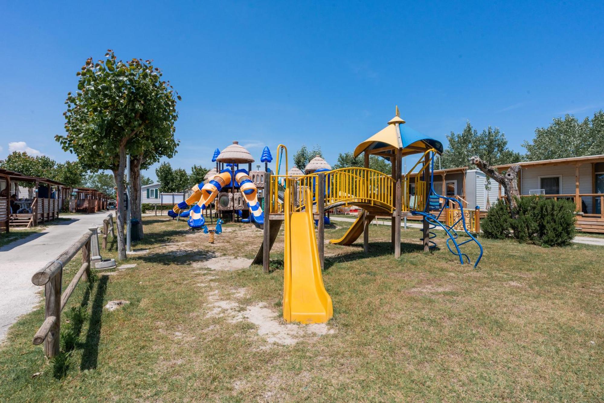 Club Del Sole Riccione Easy Camping Village מראה חיצוני תמונה